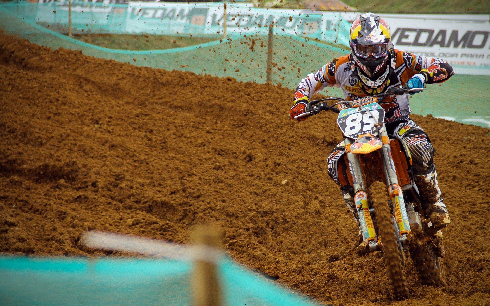 21岁中超主力国脚新星徐彬加盟狼队，中国足球留洋之路再启航